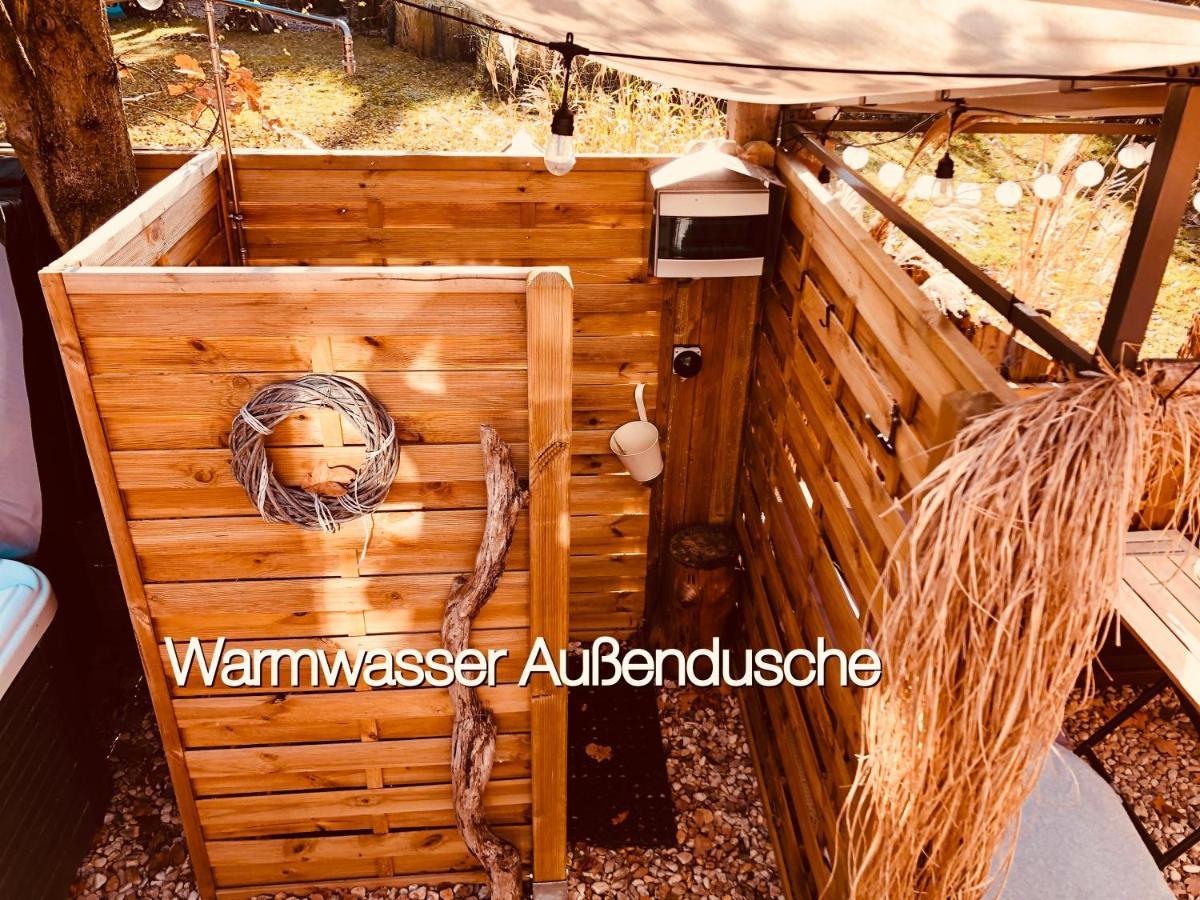 Zirkuswagen Mit Outdoor Whirlpool Und Garten Petershagen-Eggersdorf Экстерьер фото